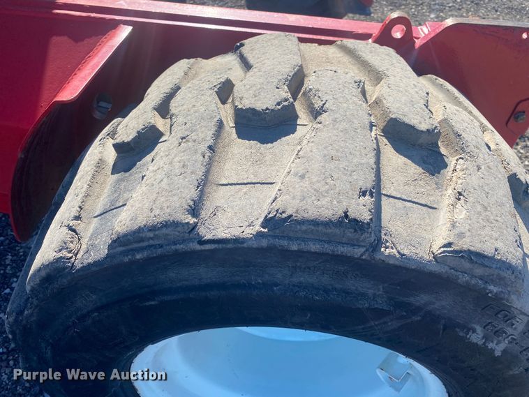 image for item JW9246 2011 Moffett M80BC  forklift