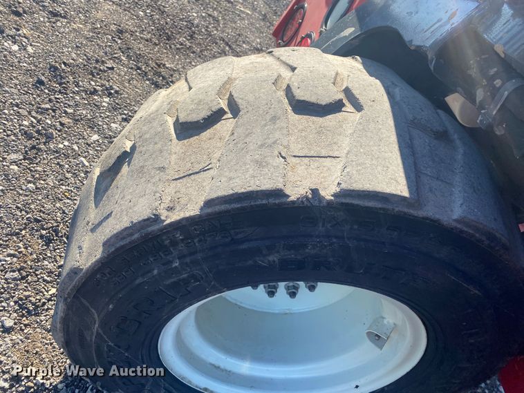 image for item JW9246 2011 Moffett M80BC  forklift