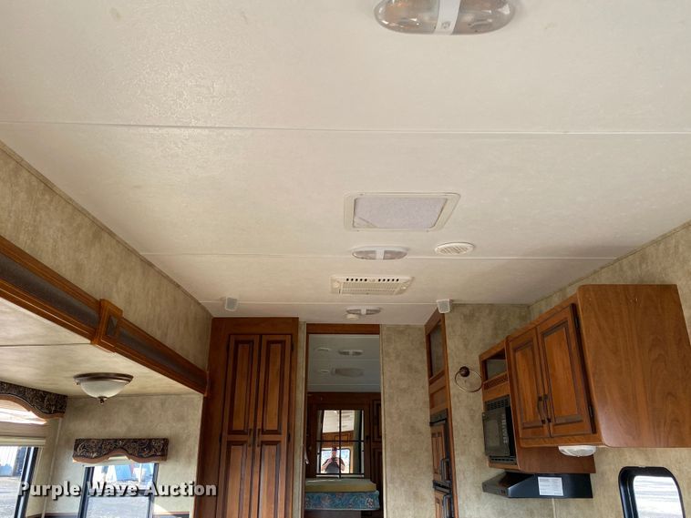 image for item JW9264 2011 Keystone Laredo  camper