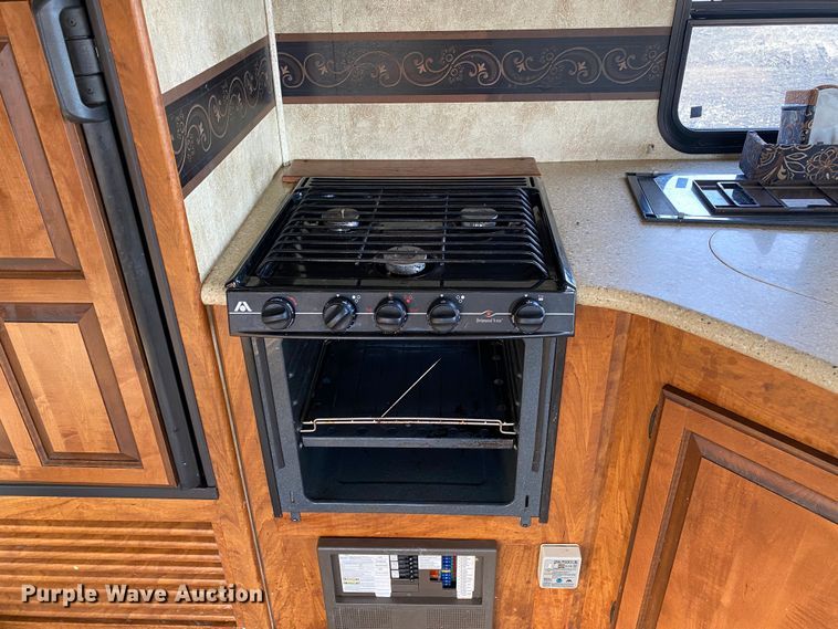 image for item JW9264 2011 Keystone Laredo  camper