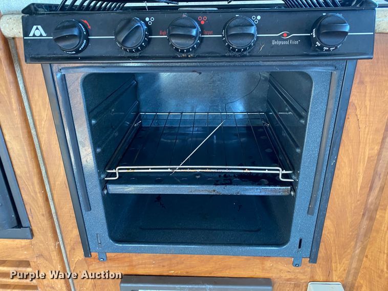 image for item JW9264 2011 Keystone Laredo  camper