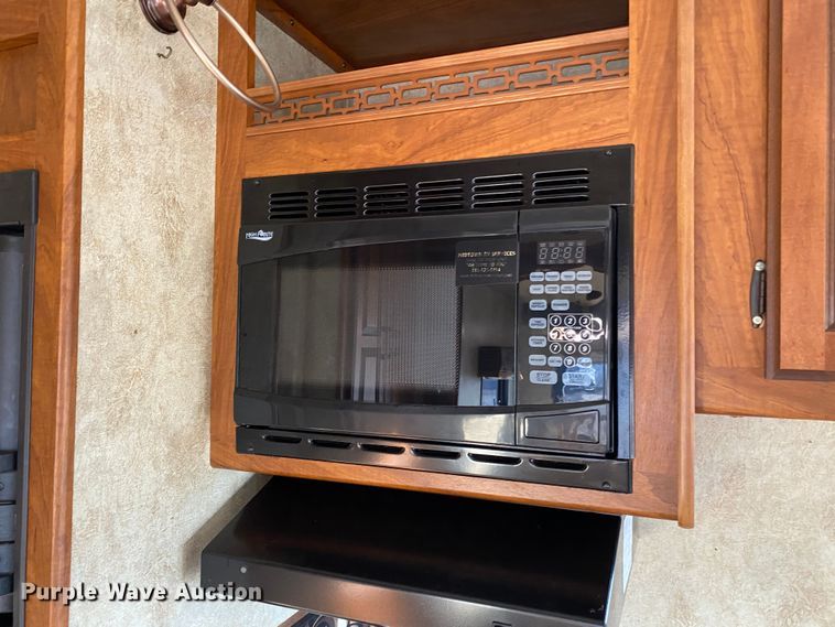 image for item JW9264 2011 Keystone Laredo  camper