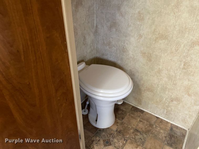 image for item JW9264 2011 Keystone Laredo  camper