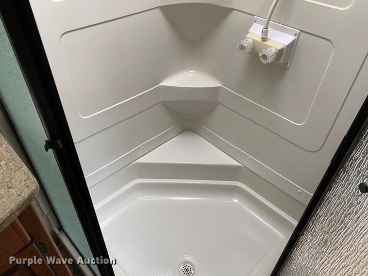 image for item JW9264 2011 Keystone Laredo  camper