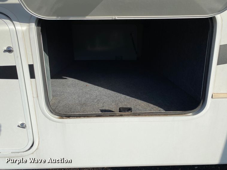 image for item JW9264 2011 Keystone Laredo  camper