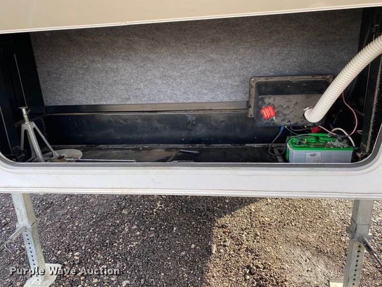 image for item JW9264 2011 Keystone Laredo  camper