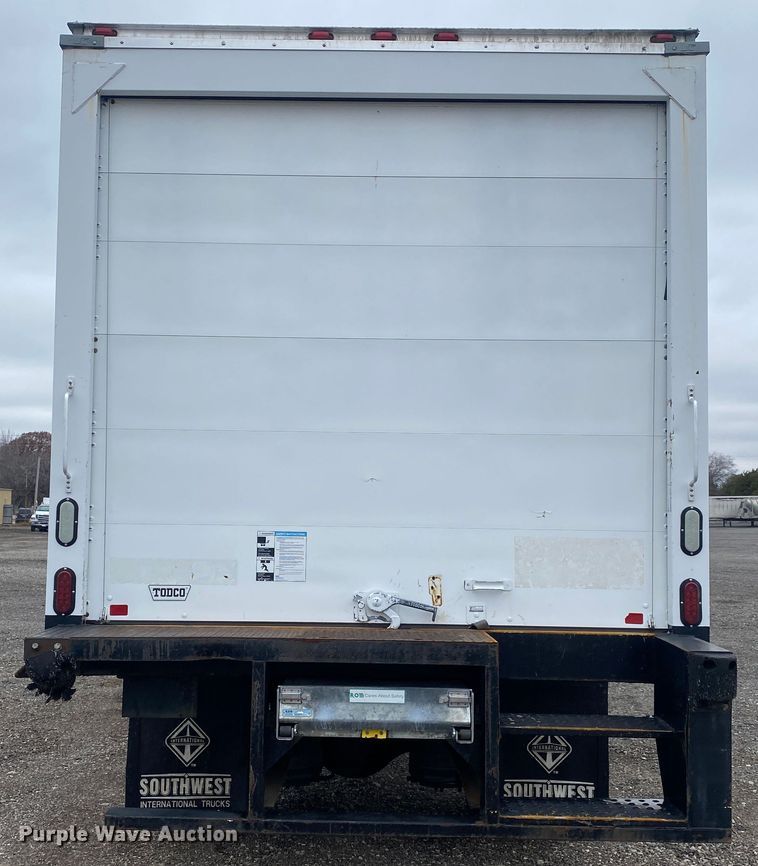 image for item JW9272 2014 International 4300  refrigerated truck