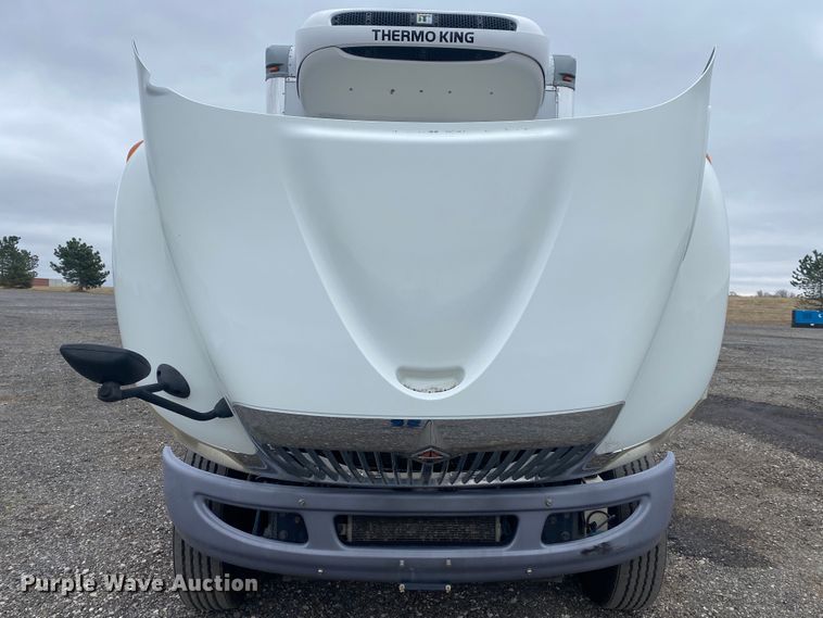 image for item JW9272 2014 International 4300  refrigerated truck