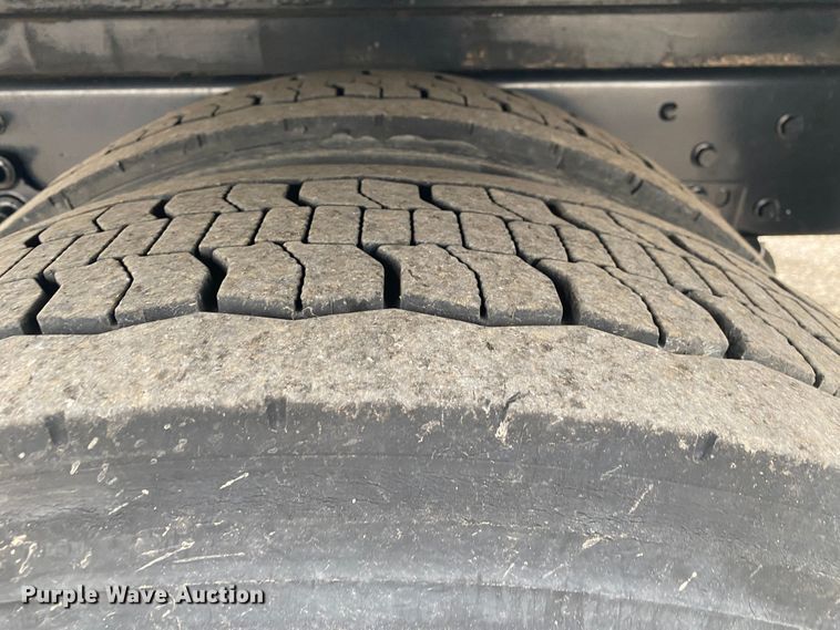 image for item JW9272 2014 International 4300  refrigerated truck