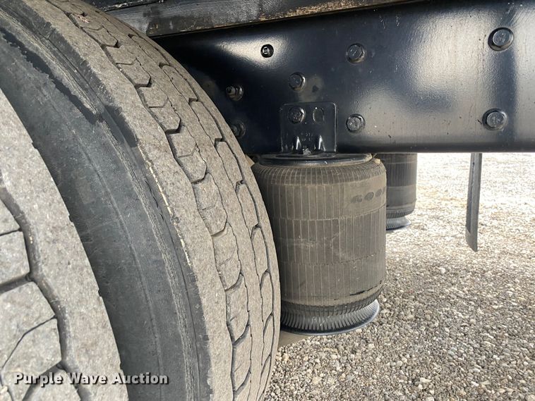 image for item JW9272 2014 International 4300  refrigerated truck