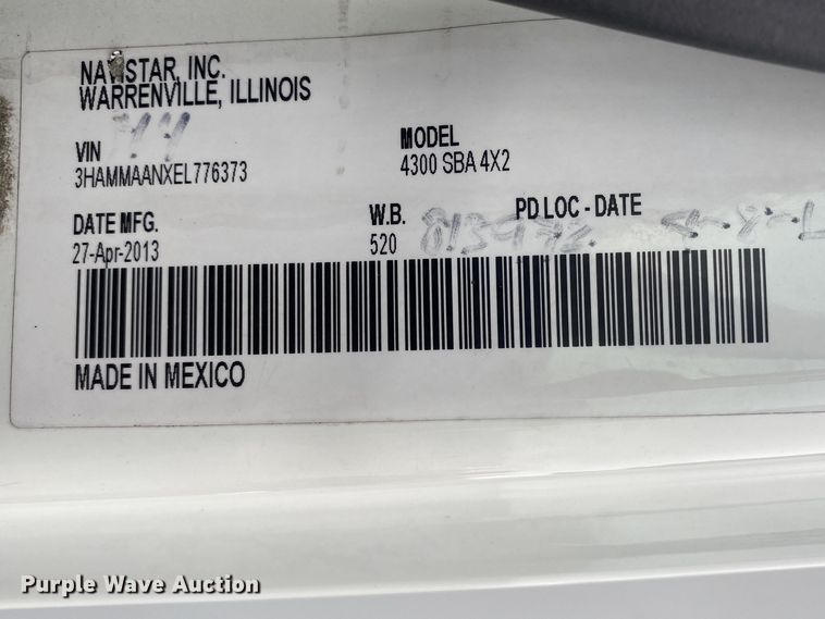 image for item JW9272 2014 International 4300  refrigerated truck