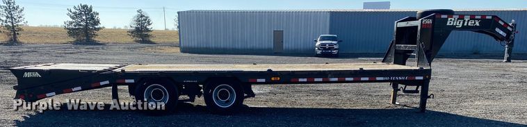 image for item JW9285 2015 Big Tex 25GN  equipment trailer