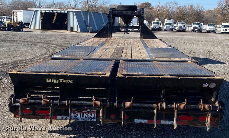 image for item JW9285 2015 Big Tex 25GN  equipment trailer