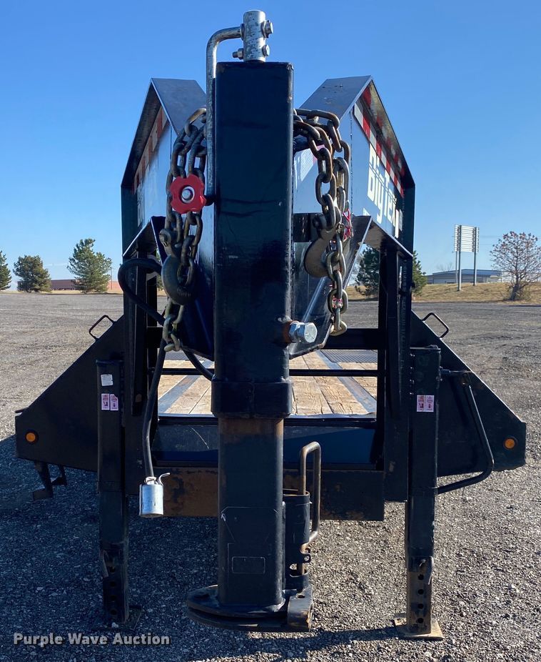 image for item JW9285 2015 Big Tex 25GN  equipment trailer