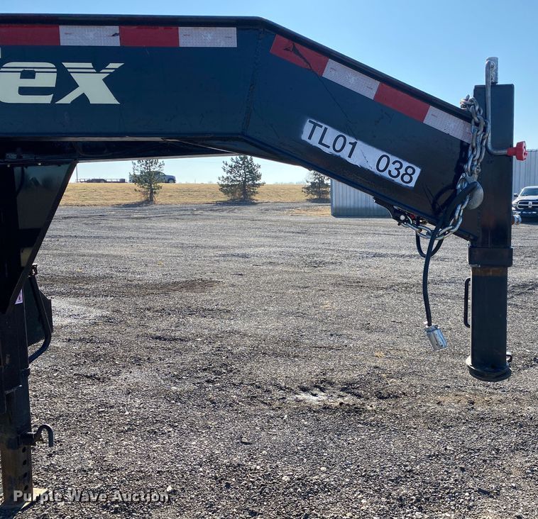 image for item JW9285 2015 Big Tex 25GN  equipment trailer