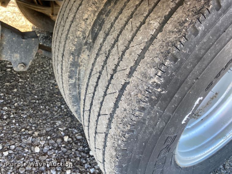 image for item JW9285 2015 Big Tex 25GN  equipment trailer