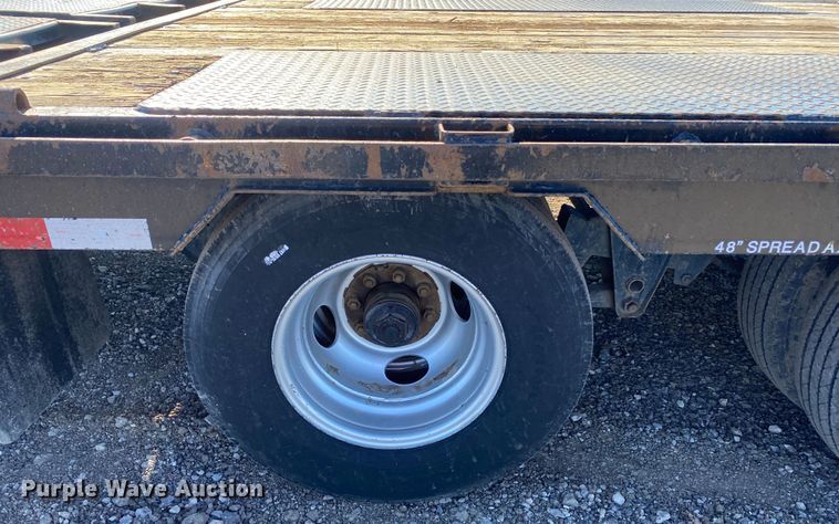 image for item JW9285 2015 Big Tex 25GN  equipment trailer