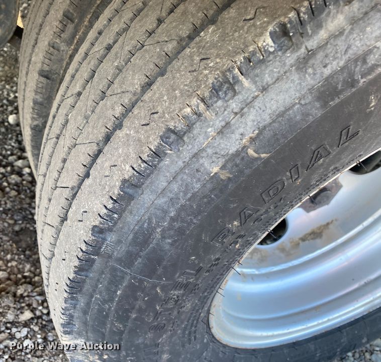 image for item JW9285 2015 Big Tex 25GN  equipment trailer