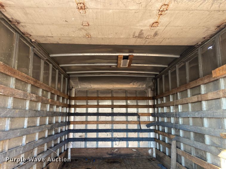 image for item JW9289 2006 Isuzu NPR  box truck