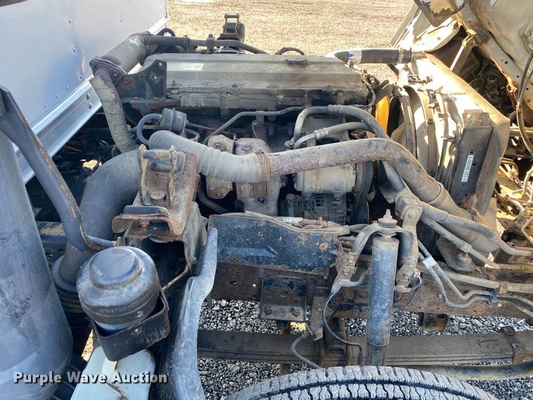 image for item JW9289 2006 Isuzu NPR  box truck