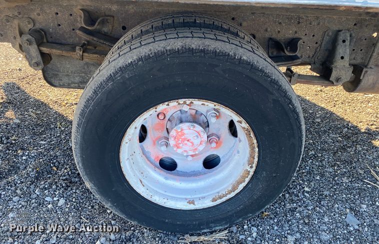 image for item JW9289 2006 Isuzu NPR  box truck