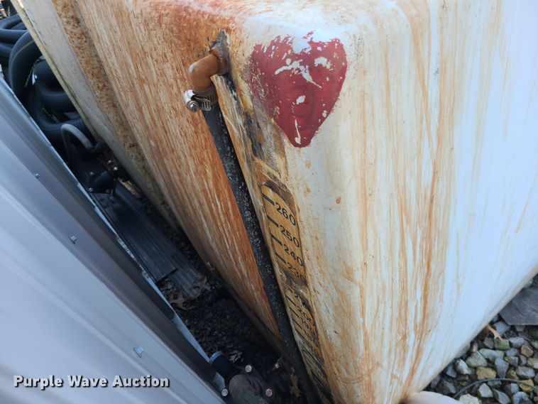 image for item JW9847 Fiberglass tank