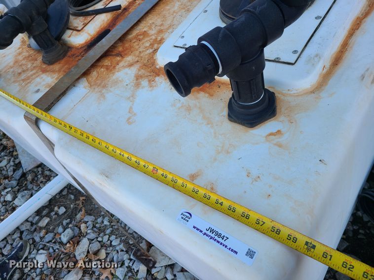 image for item JW9847 Fiberglass tank