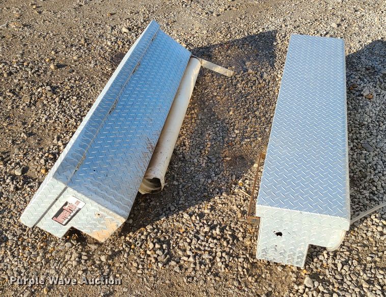 image for item JW9848 (6) toolboxes