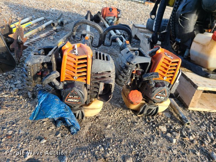 image for item JW9849 Lawn and garden equipment