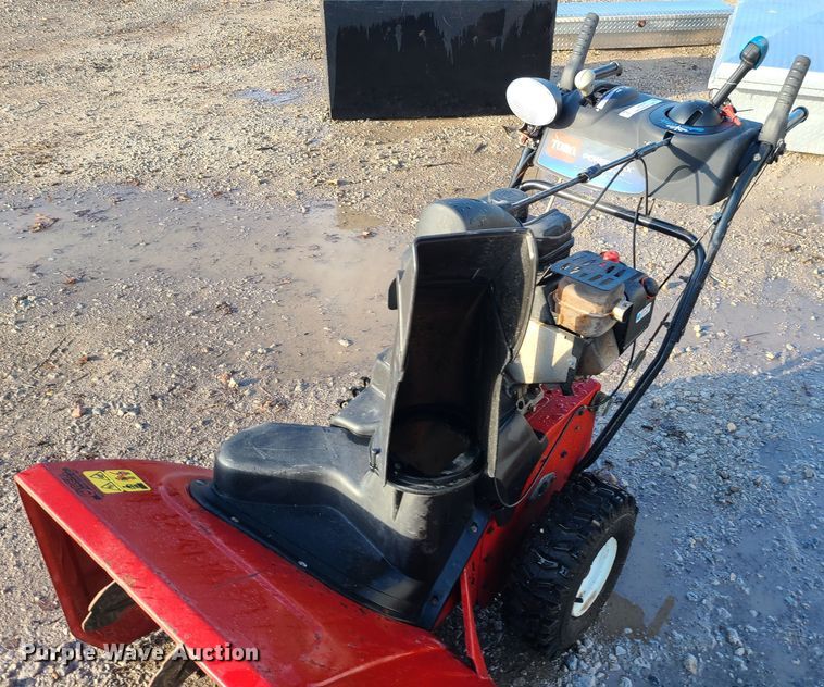 image for item JW9850 Toro Powermax 828OXE  snow blower