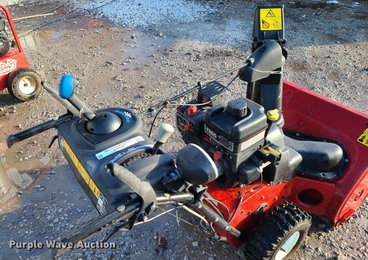 image for item JW9850 Toro Powermax 828OXE  snow blower