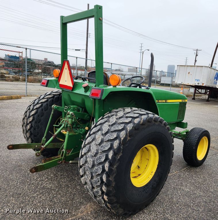 image for item KT9528 1996 John Deere 1070  tractor