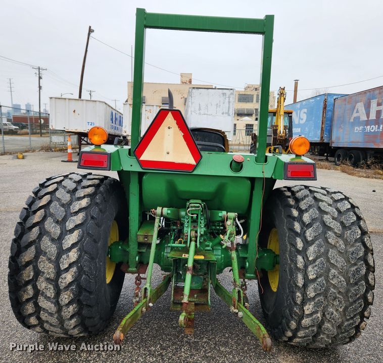 image for item KT9528 1996 John Deere 1070  tractor