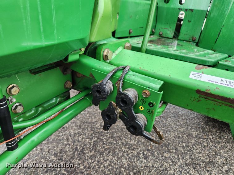 image for item KT9528 1996 John Deere 1070  tractor