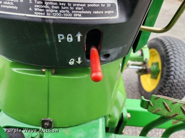 image for item KT9528 1996 John Deere 1070  tractor