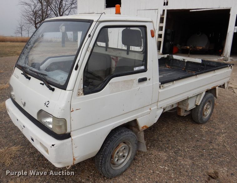 image for item KW9557 2004 Wuling PLNBi1  mini truck