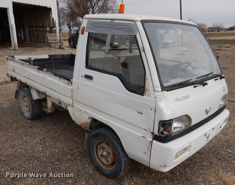 image for item KW9557 2004 Wuling PLNBi1  mini truck