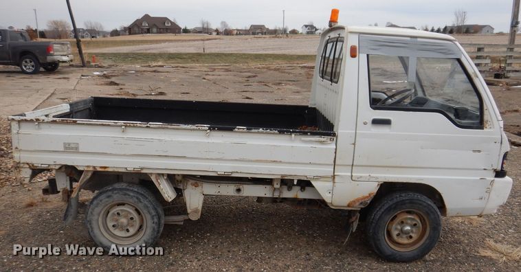 image for item KW9557 2004 Wuling PLNBi1  mini truck