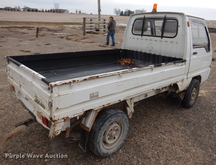 image for item KW9557 2004 Wuling PLNBi1  mini truck