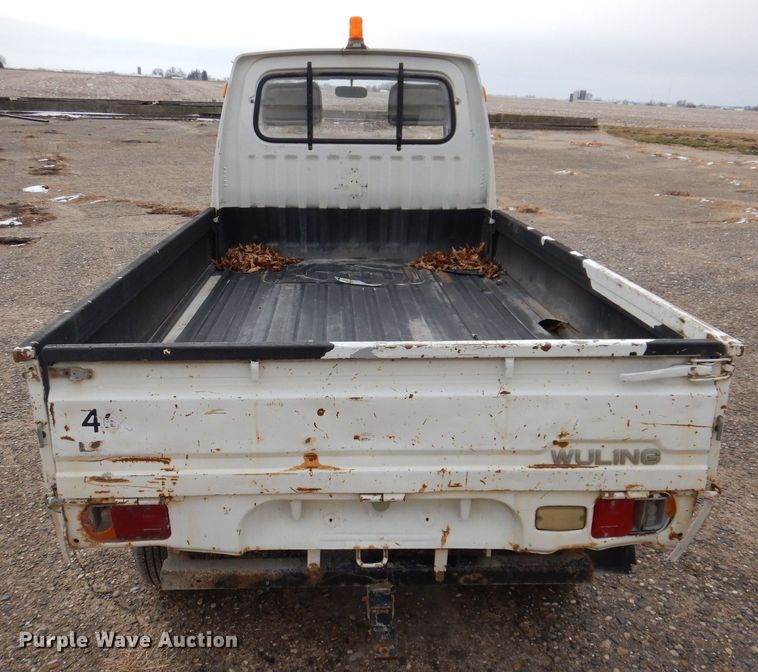 image for item KW9557 2004 Wuling PLNBi1  mini truck