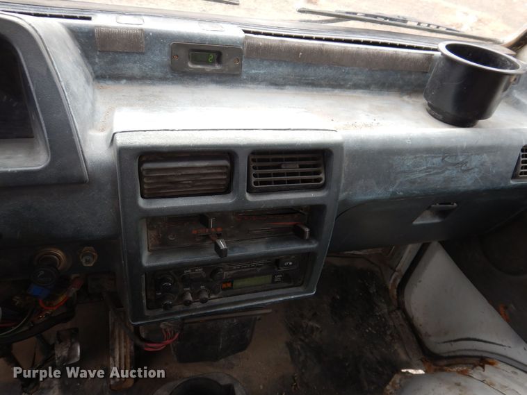 image for item KW9557 2004 Wuling PLNBi1  mini truck