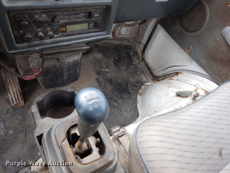 image for item KW9557 2004 Wuling PLNBi1  mini truck