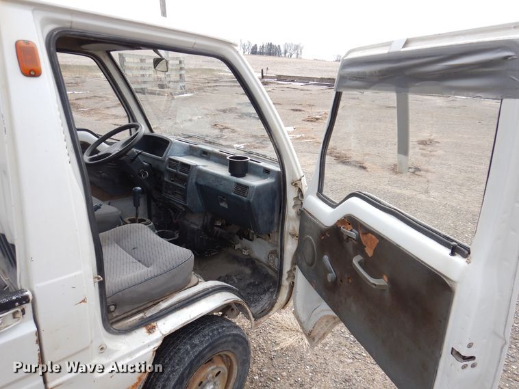 image for item KW9557 2004 Wuling PLNBi1  mini truck