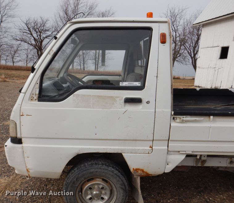 image for item KW9557 2004 Wuling PLNBi1  mini truck