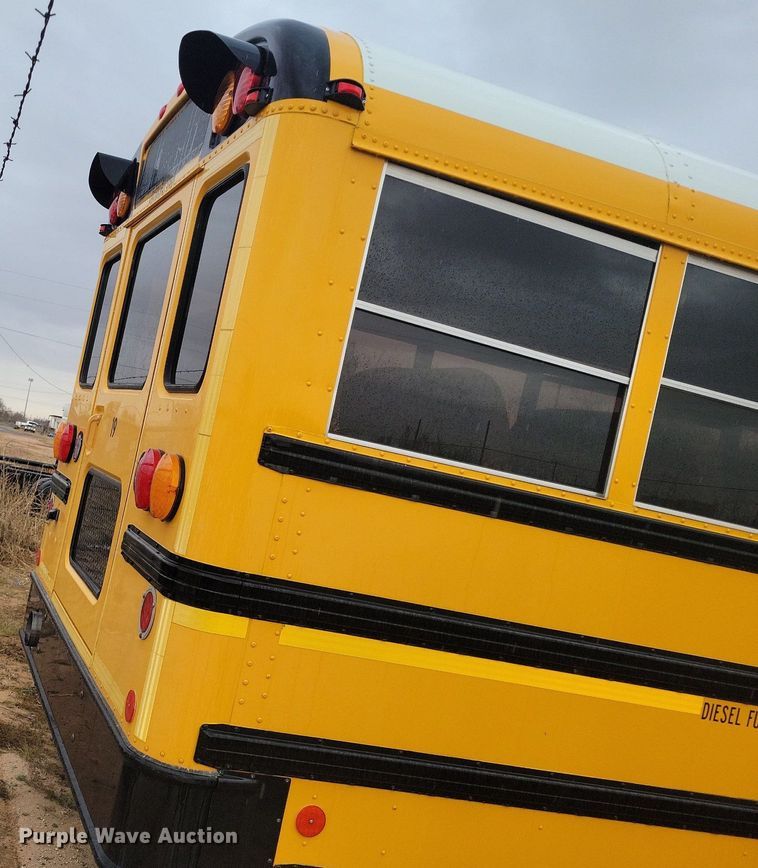 image for item LG9405 2014 IC PB105  school bus