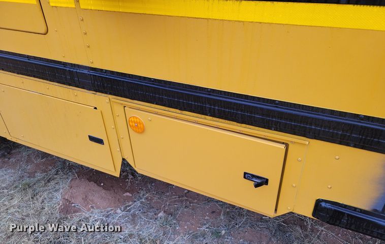 image for item LG9405 2014 IC PB105  school bus