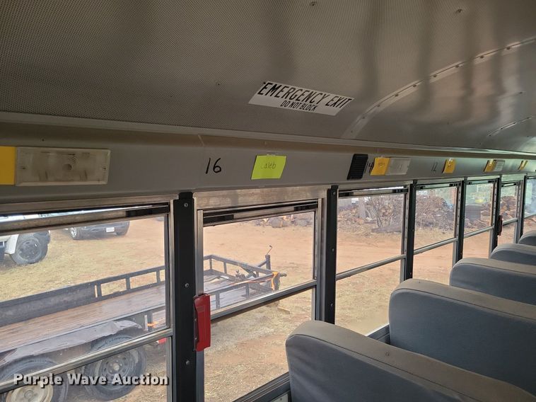 image for item LG9405 2014 IC PB105  school bus