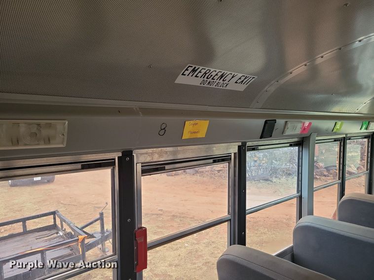 image for item LG9405 2014 IC PB105  school bus