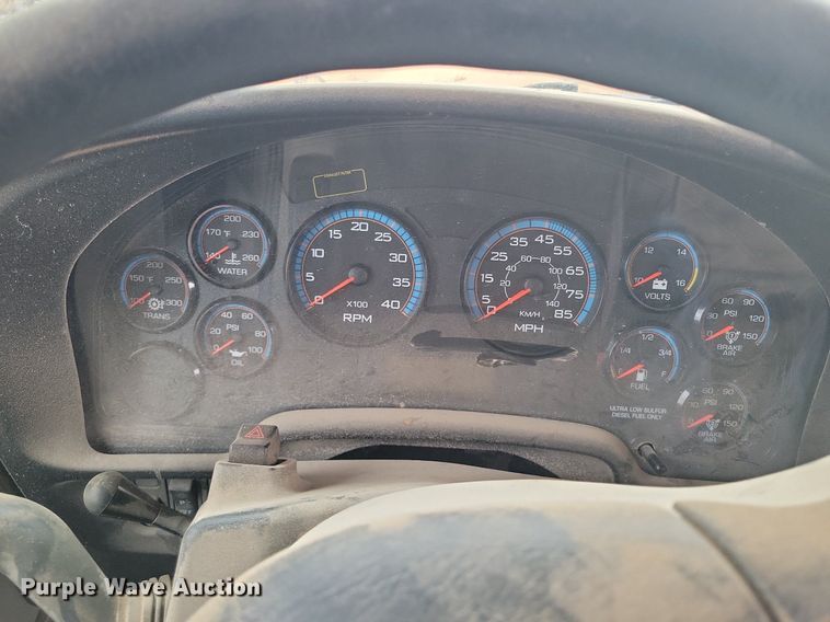 image for item LG9405 2014 IC PB105  school bus