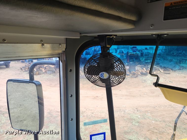 image for item LG9405 2014 IC PB105  school bus